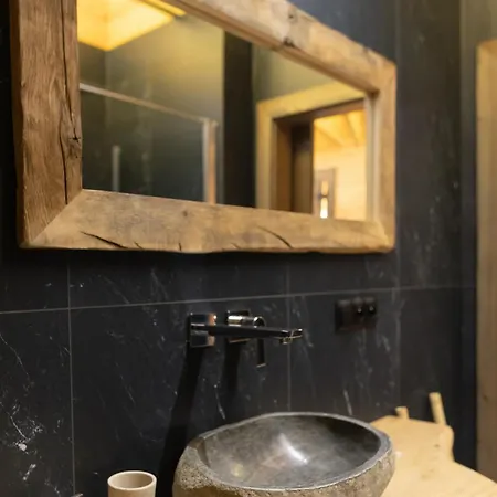 Lelu Spa&natura 木屋